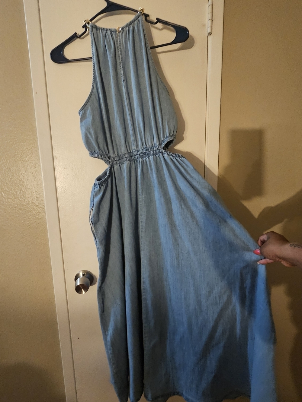 Guess Light Blue Halter Midi Dress with Side Cutouts - Picture 7 of 10
